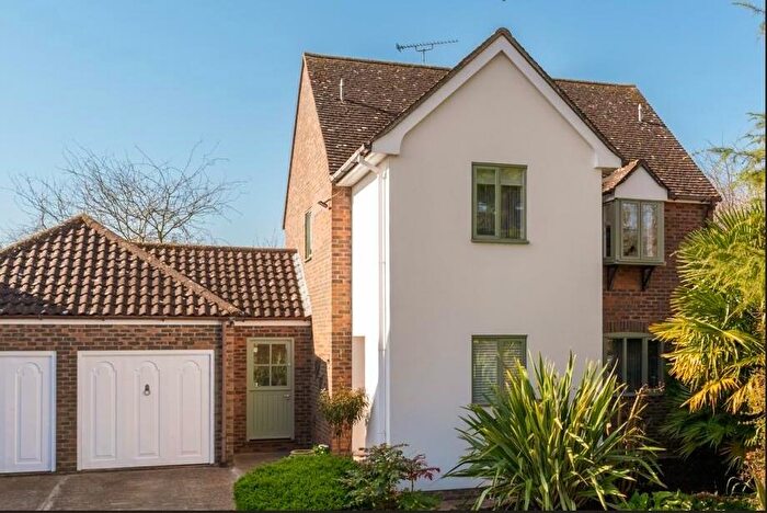 4 Bedroom Detached House For Sale In The Firs, Layer-De-La Haye, Colchester, Essex, CO2