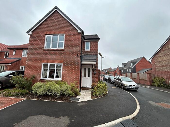 3 Bedroom Detached House For Sale In Finch Close, Salisbury, SP2