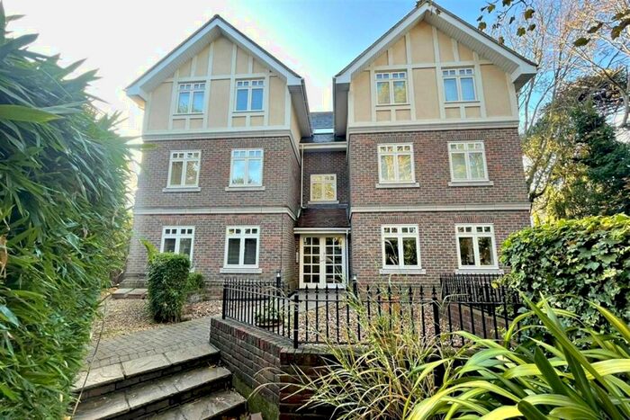 2 Bedroom Flat To Rent In Bournemouth, BH2