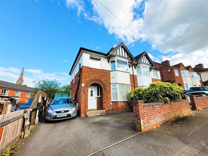 3 Bedroom Semi-Detached House To Rent In St. Marys Avenue, Rushden, NN10