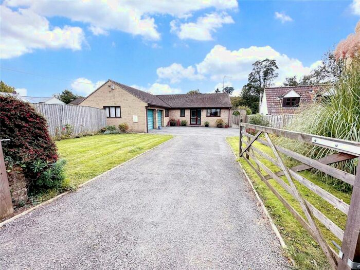 3 Bedroom Bungalow For Sale In Moor Lane, Hardington Moor, Yeovil, Somerset, BA22