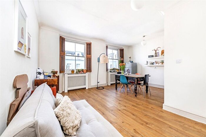 1 Bedroom Flat To Rent In Ladbroke Crescent, North Kensington, W11