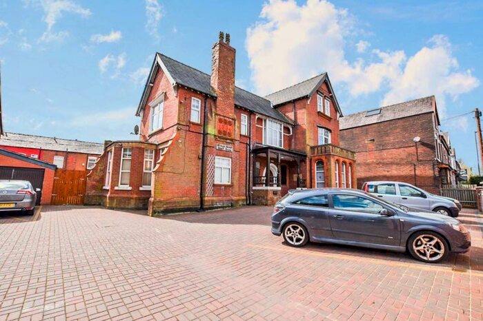 1 Bedroom Flat To Rent In High Street, Great Lever, Bolton, BL3