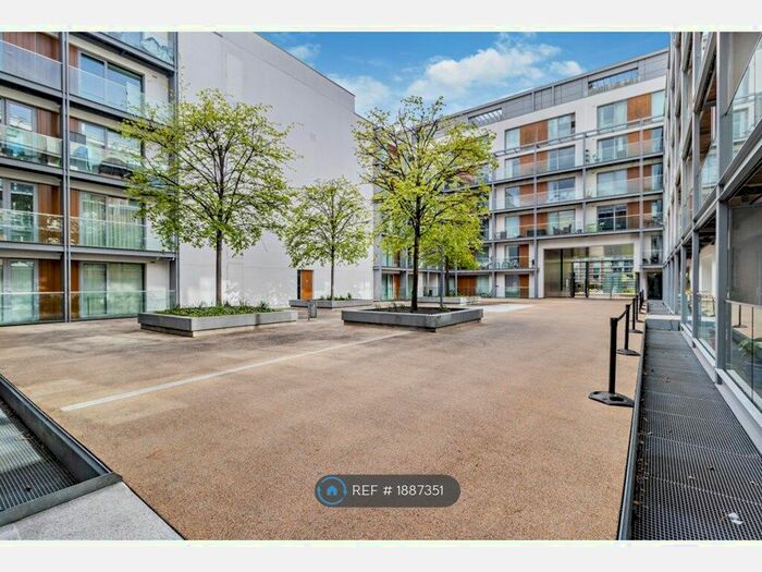 1 Bedroom Flat To Rent In Highbury Stadium Square, London, N5
