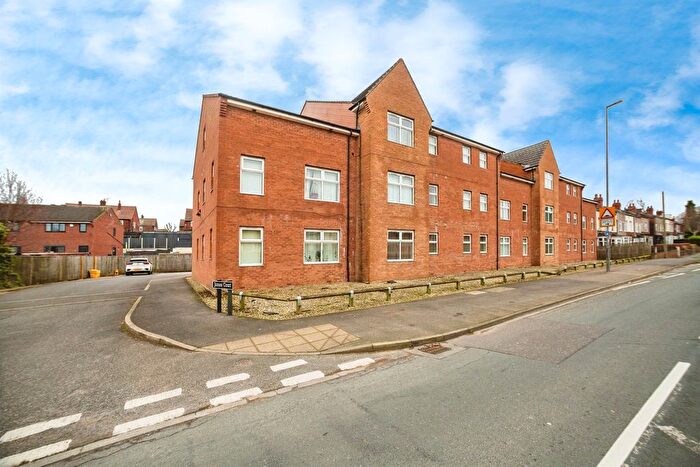 2 Bedroom Flat For Sale In James Court, Hemsworth, Pontefract, WF9