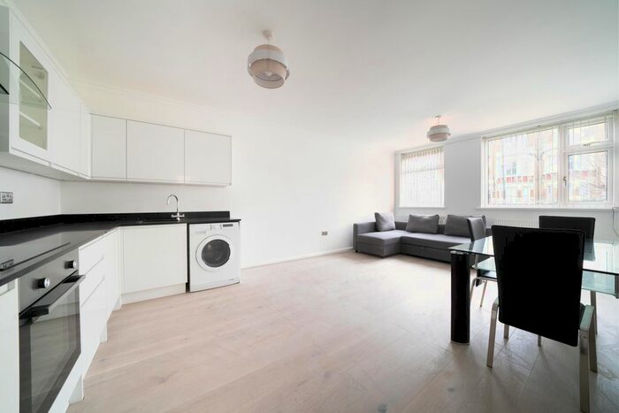 3 Bedroom Flat To Rent In Worple Road, London SW20