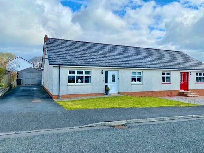 2 Bedroom Semi-Detached Bungalow For Sale In Highhouse View, Auchinleck, KA18