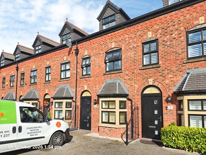 4 Bedroom Town House To Rent In Church Street, Failsworth, Manchester, M35