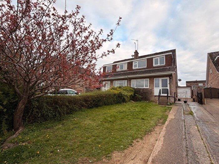 3 Bedroom Property To Rent In Hern Rise, Ilminster, Somerset, TA19