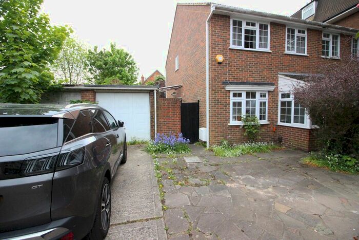 3 Bedroom Semi-Detached House To Rent In Rodney Road, New Malden, KT3