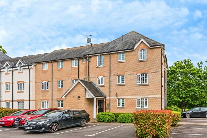 2 Bedroom Flat For Sale In Medhurst Way, Littlemore, Oxford, OX4