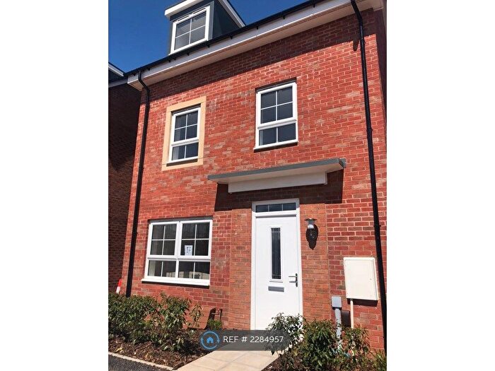 6 Bedroom Detached House To Rent In Fieldfare Way, Coventry, CV4