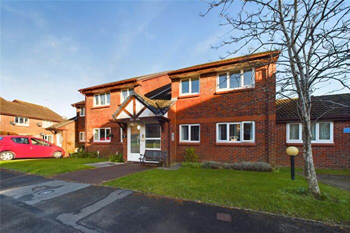 2 Bedroom Retirement Property For Sale In Acorn Drive, Wokingham, Berkshire, RG40