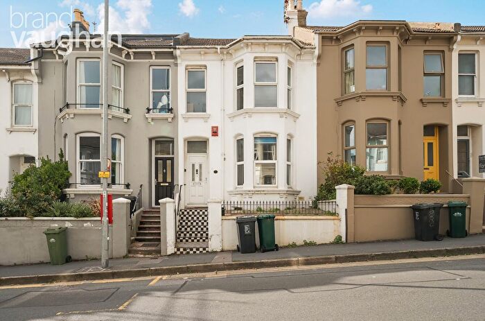 2 Bedroom Terraced House To Rent In Queens Park Road, Brighton, East Sussex, BN2