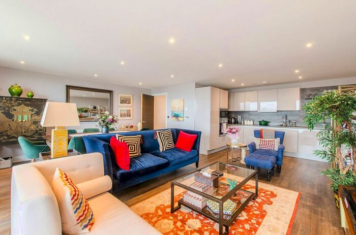 2 Bedroom Flat To Rent In Tavern Quay, Canada Water, London, SE16