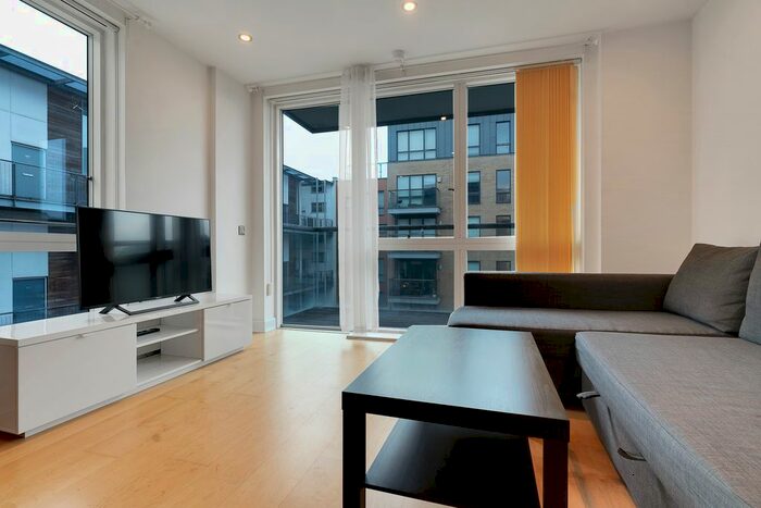 1 Bedroom Flat To Rent In Kingsland Road, Haggerston, London, E8