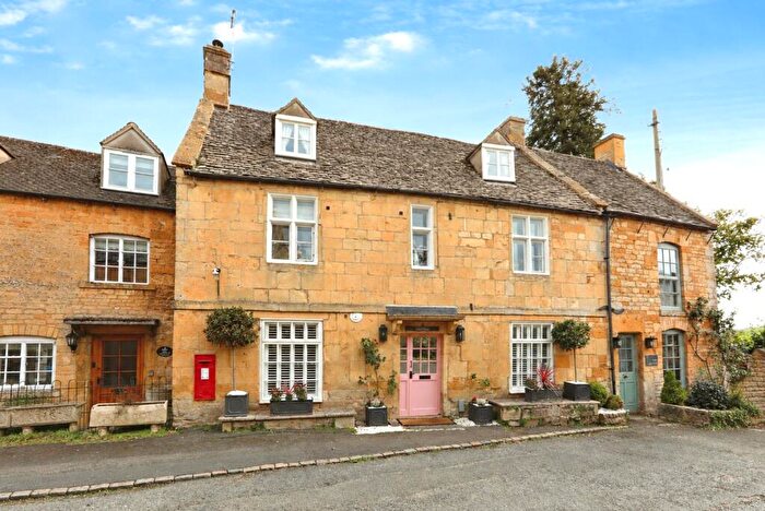 4 Bedroom Terraced House For Sale In Bourton On The Hill, Moreton-in-Marsh, Gloucestershire, GL56