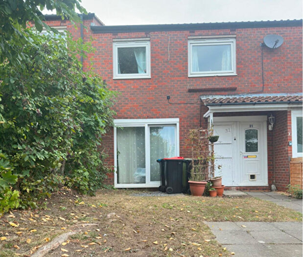 3 Bedroom Terraced House To Rent In Stamford Avenue, Milton Keynes, Buckinghamshire, MK6