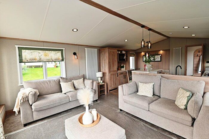 2 Bedroom Lodge For Sale In Stixwould Road, Woodhall Spa, Lincolnshire, LN10