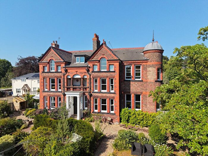 2 Bedroom Duplex For Sale In Farr Hall Drive, Wirral, CH60