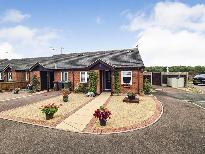 2 Bedroom Semi-Detached Bungalow For Sale In Driffield Grove, Corby, NN17