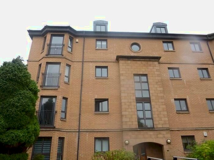3 Bedroom Flat To Rent In Nursery Street, Glasgow Centre South, Three Bedroom Furnished Flat, G41