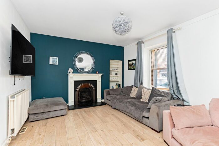 4 Bedroom Cottage For Sale In , Church Street, Tranent, EH33