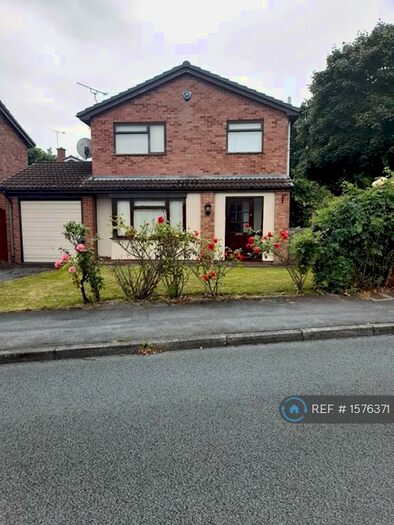 3 Bedroom Detached House To Rent In Summerfields, Rhostyllen, Wrexham, LL14