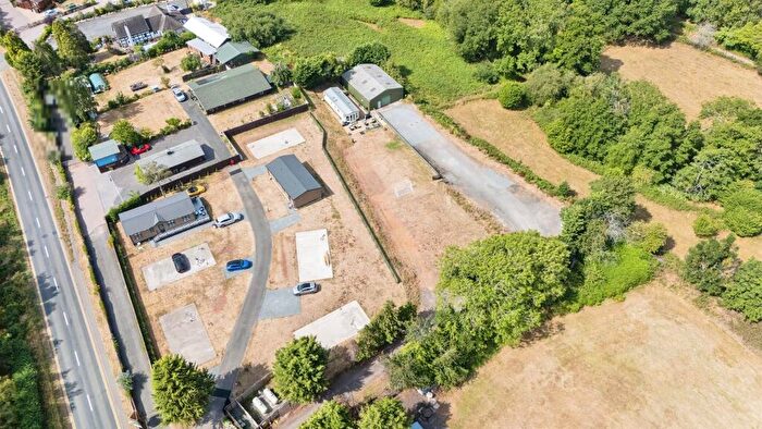 2 Bedroom Park Home For Sale In Dunley, Stourport-On-Severn, DY13
