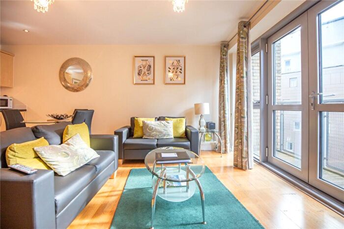 1 Bedroom Apartment For Sale In Montague Street, Bristol, BS2