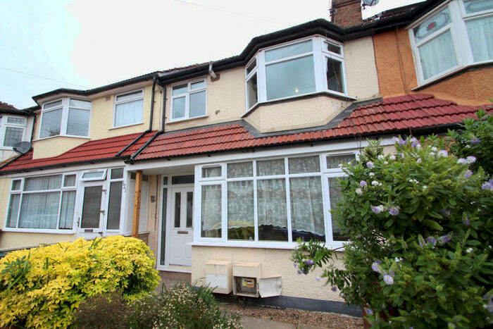 1 Bedroom Flat To Rent In Manor Road, Walthamstow, E17