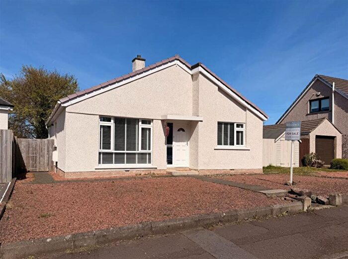 3 Bedroom Detached Bungalow For Sale In Fergus Gardens, Hamilton, ML3