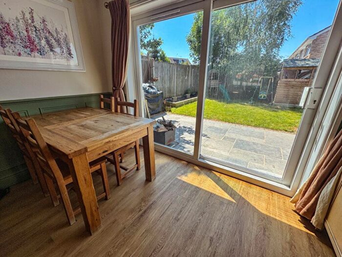 3 Bedroom Semi-Detached House For Sale In Wayman Road, Corfe Mullen, Wimborne, BH21 - Photo 5