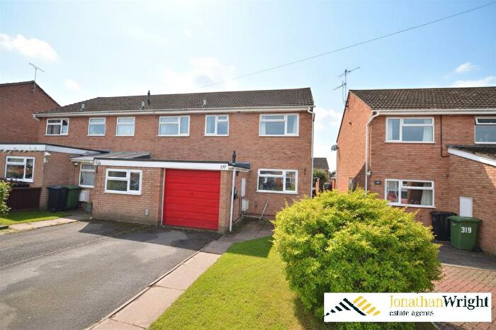 3 Bedroom Semi-Detached House For Sale In Buckfield Road, Leominster, HR6