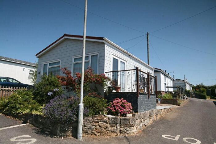 1 Bedroom Park Home For Sale In Centre Rise, Horspath, OX33
