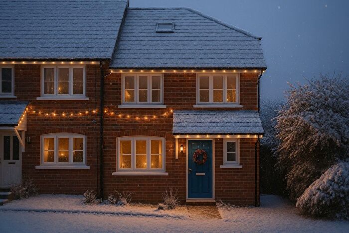 4 Bedroom End Of Terrace House For Sale In Gordon Road, Haywards Heath, RH16