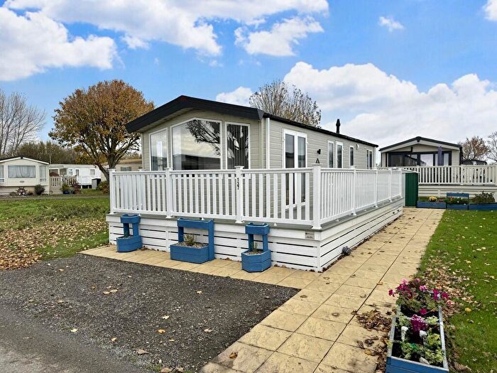 2 Bedroom Property For Sale In Sea End Caravan Park, Burnham-on-Crouch, CM0