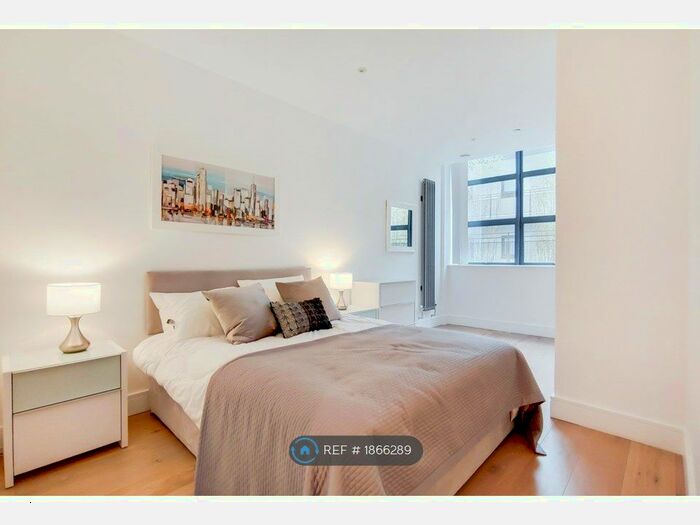 2 Bedroom Flat To Rent In Carlow House, London, NW1