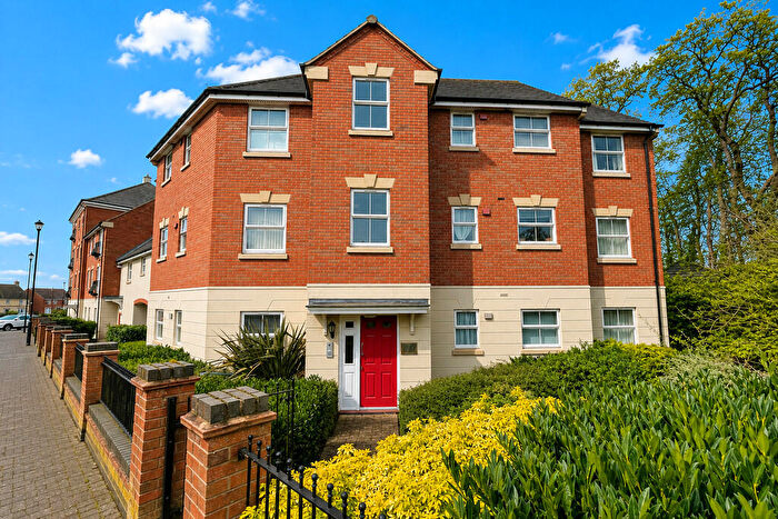 2 Bedroom Apartment For Sale In Stonechat Road, Rugby, CV23