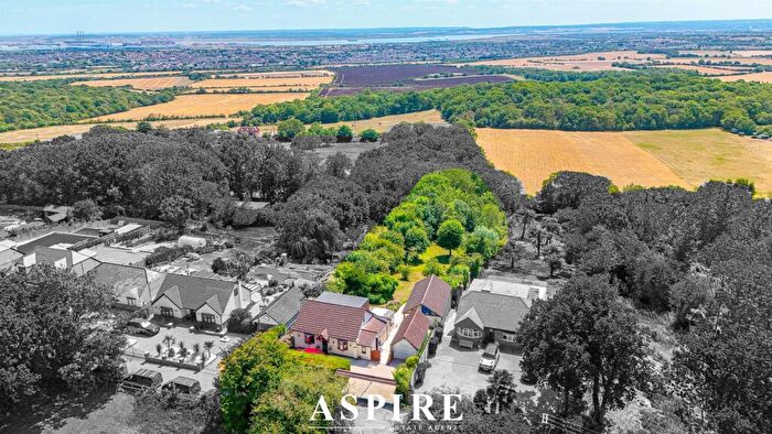 3 Bedroom Detached House For Sale In Thames View, Langdon Hills, Basildon, SS16