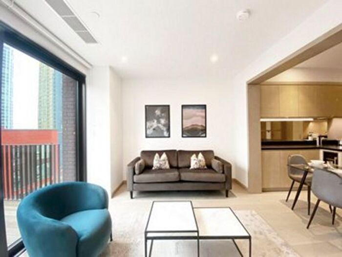 2 Bedroom Flat To Rent In Legacy Building, London, SW11