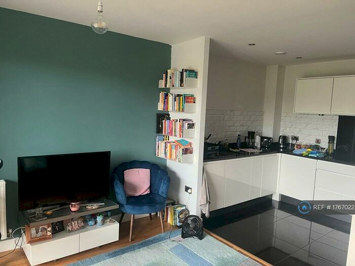1 Bedroom Flat To Rent In London, London, N4