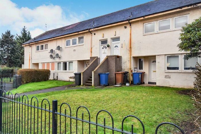 2 Bedroom Flat To Rent In Wood Quadrant, Clydebank, G81