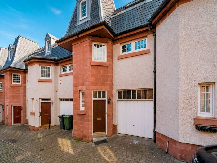 3 Bedroom Mews To Rent In Belford Mews, Dean Village, Edinburgh, EH4