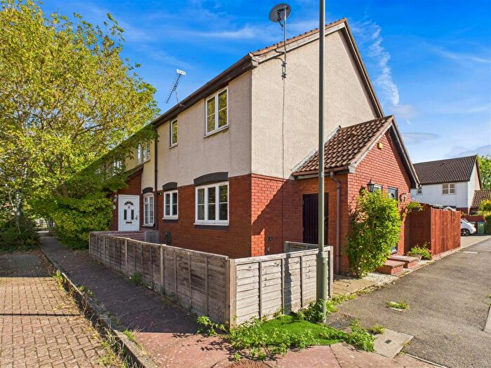 1 Bedroom Terraced House To Rent In Cambridge Road, West Molesey, KT8