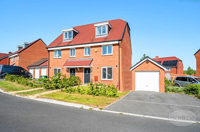 3 Bedroom Semi-Detached House For Sale In Browne Road, Tongham, Farnham, Surrey, GU10