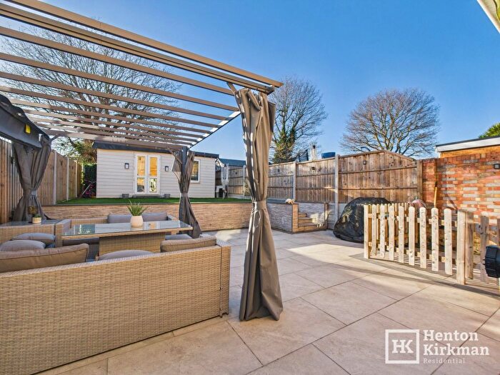 3 Bedroom Terraced House For Sale In Ganels Road, Billericay, CM11