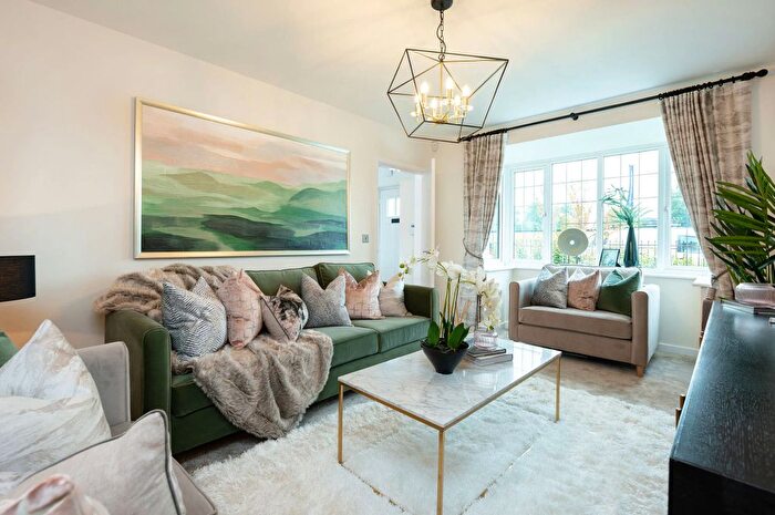 5 Bedroom Detached House For Sale In "The Radford" At Wyre Close, Desborough, Kettering, NN14