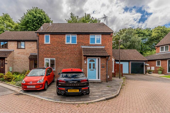 3 Bedroom Semi-Detached House To Rent In Milecastle, Milton Keynes, Buckinghamshire, MK13