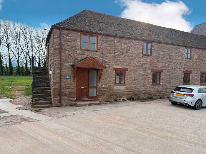 3 Bedroom Barn Conversion To Rent In Moreton-On-Lugg, Hereford, HR4